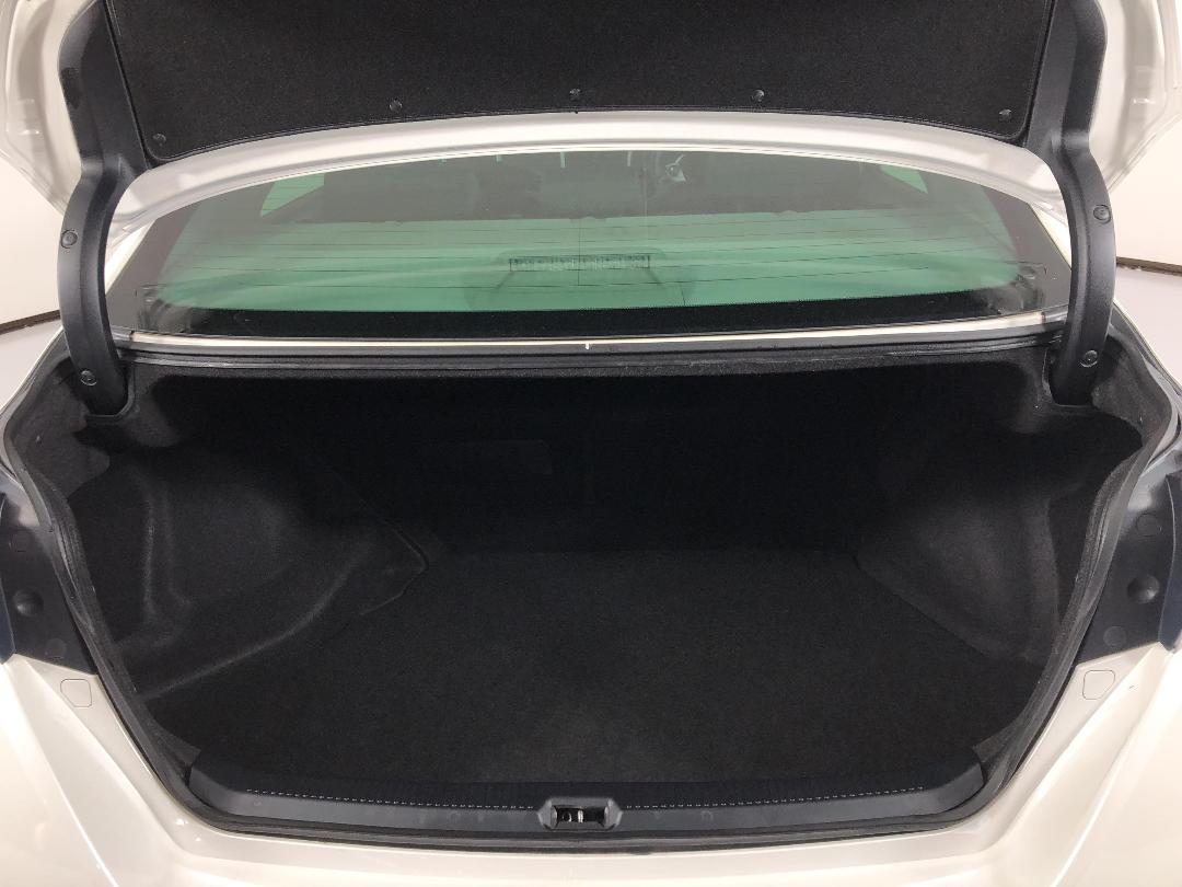 Photo '14' of Toyota SAI