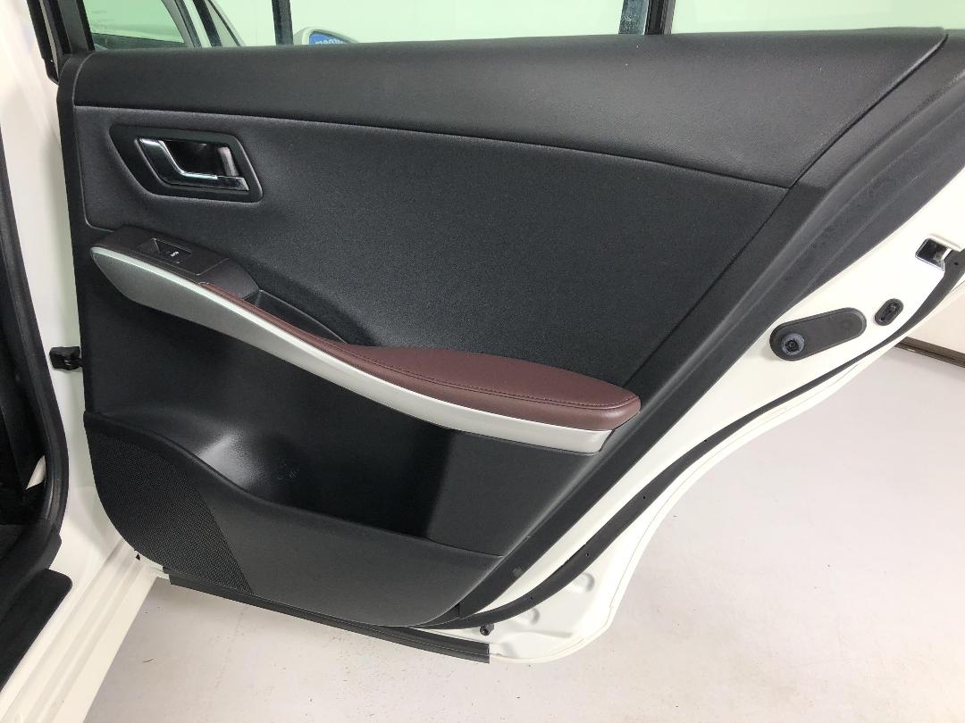 Photo '19' of Toyota SAI