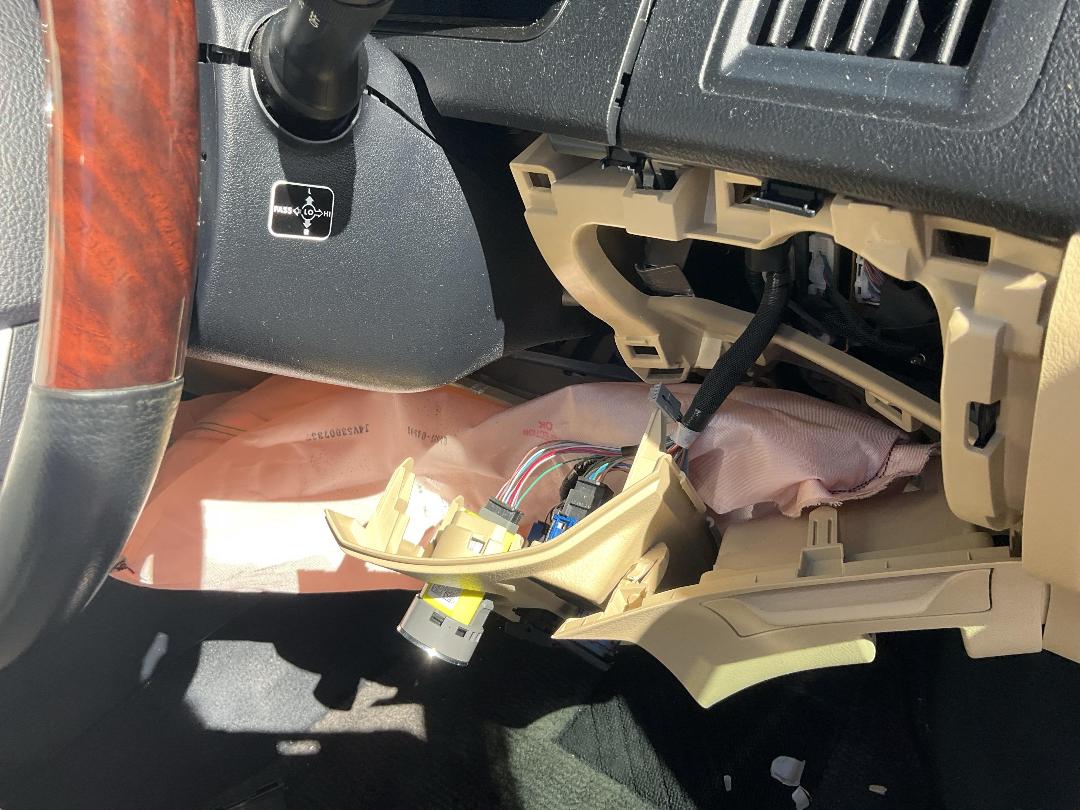 Photo '7' of Toyota SAI 2.4L Petrol Hybrid