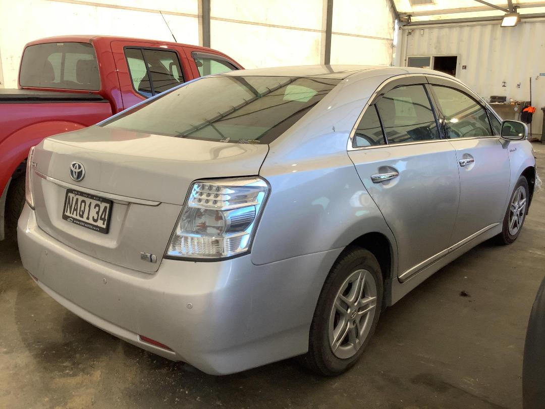 Photo '4' of Toyota SAI Hybrid