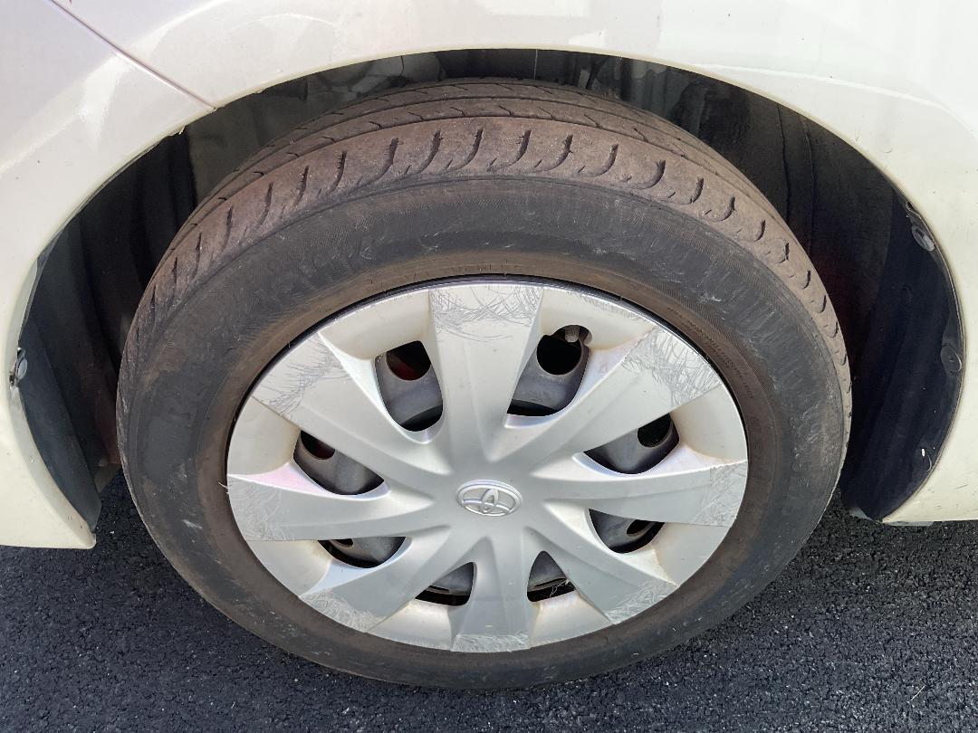 Photo '7' of Toyota Spade Photo '7' of Toyota Spade