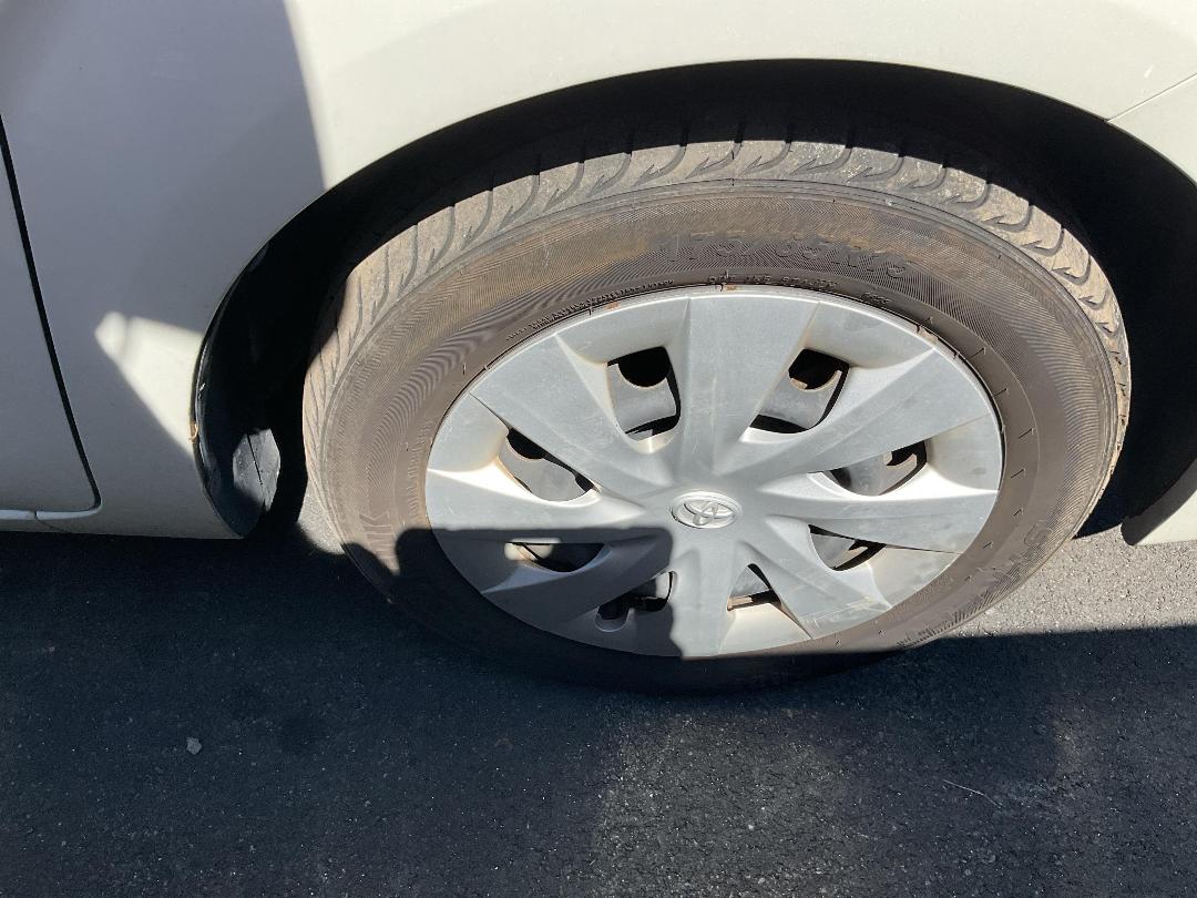 Photo '10' of Toyota Spade Photo '10' of Toyota Spade