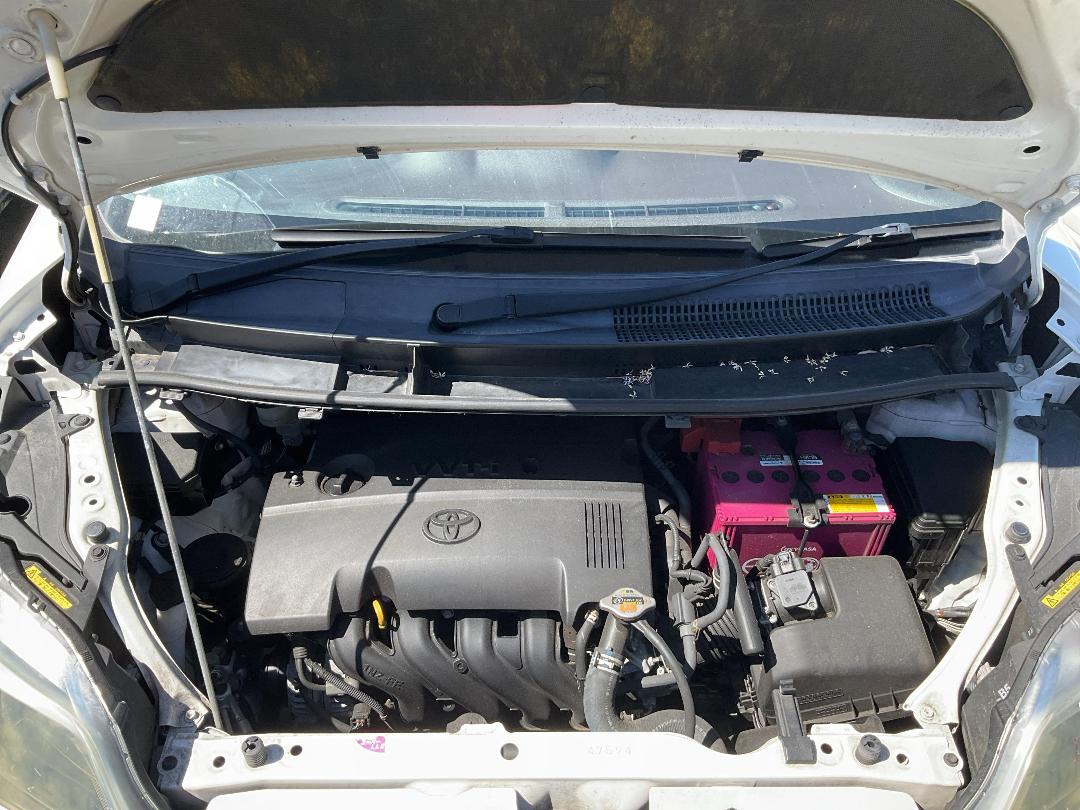 Photo '17' of Toyota Spade Photo '17' of Toyota Spade