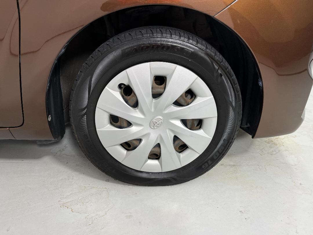 Photo '9' of Toyota Spade