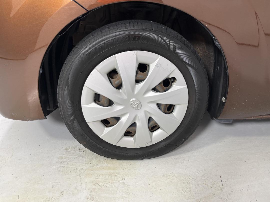 Photo '10' of Toyota Spade