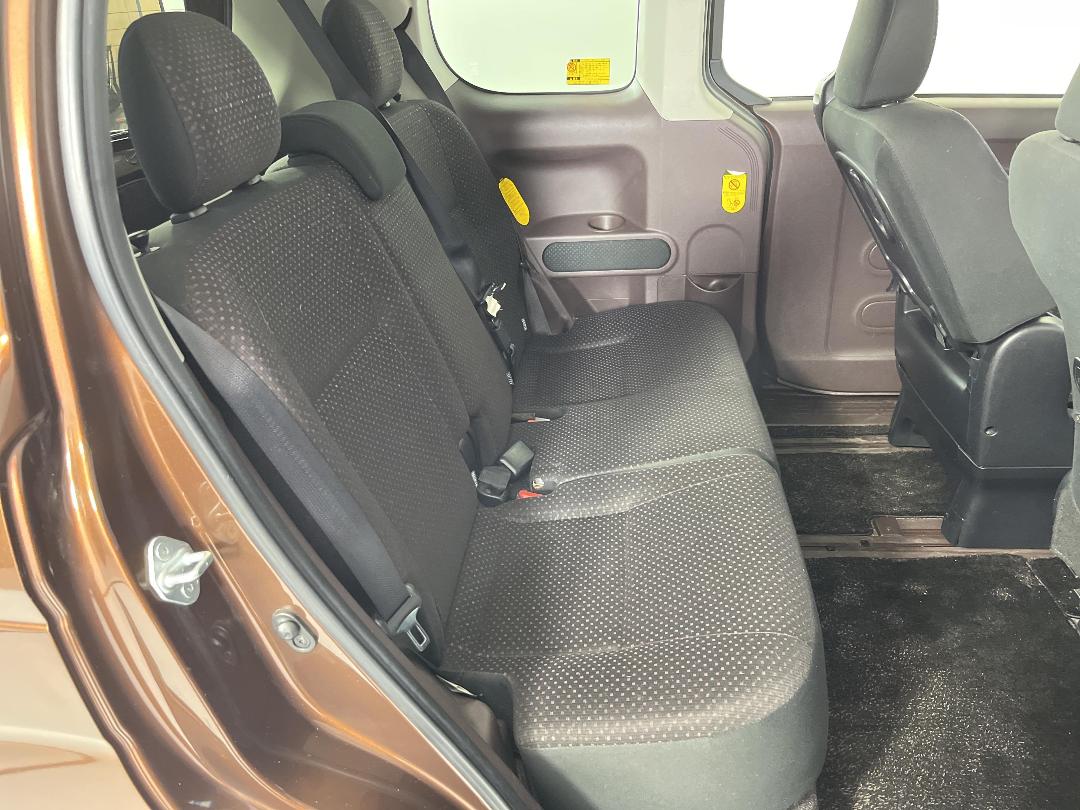 Photo '20' of Toyota Spade