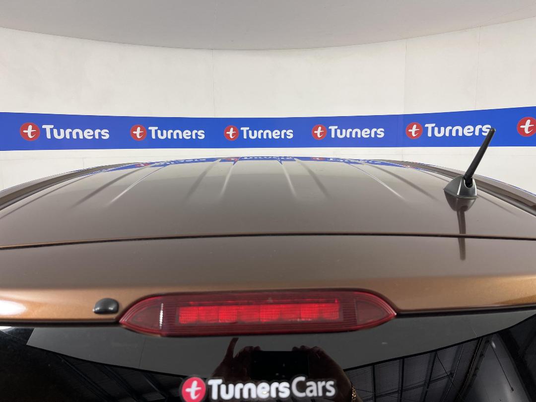 Photo '27' of Toyota Spade