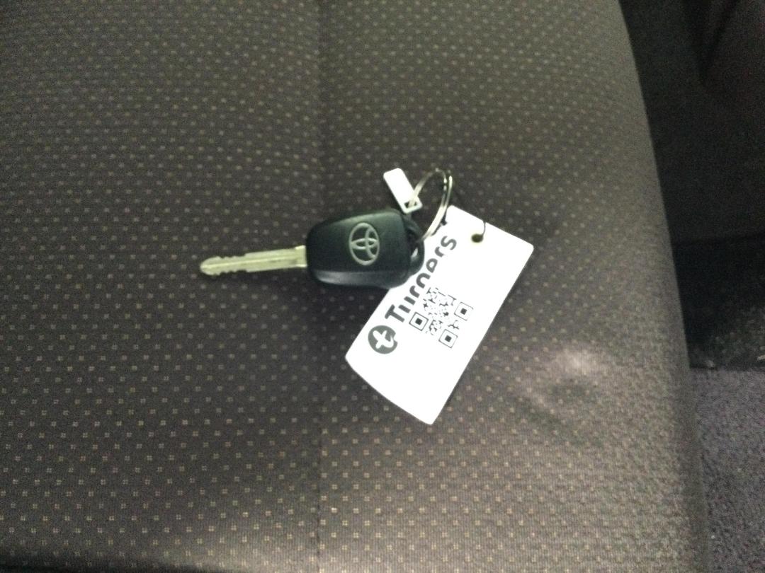 Photo '22' of Toyota Spade