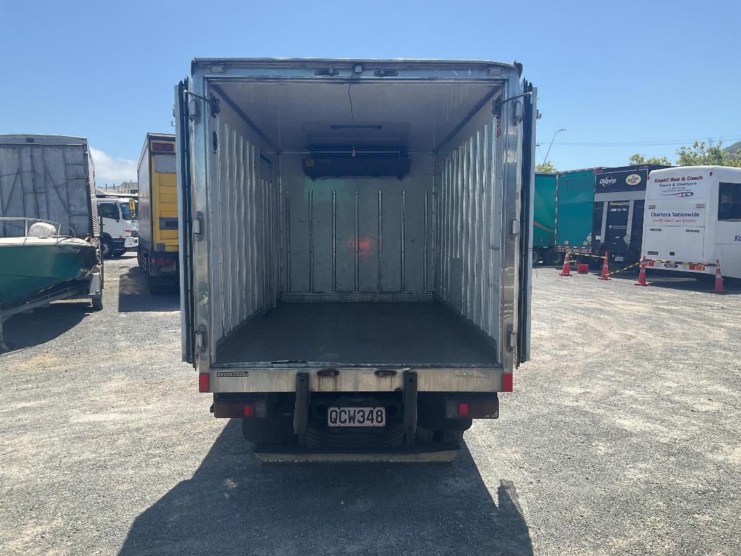 Photo '7' of Toyota Toyoace Chiller