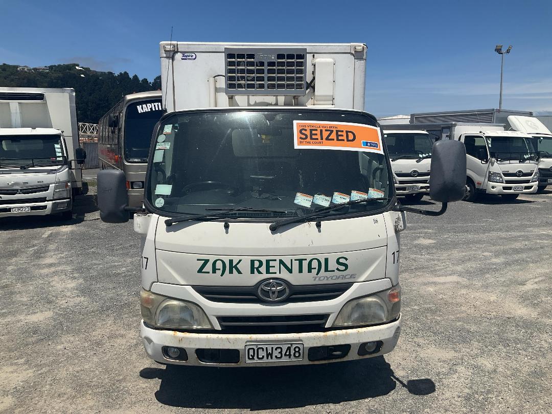 Photo '12' of Toyota Toyoace Chiller