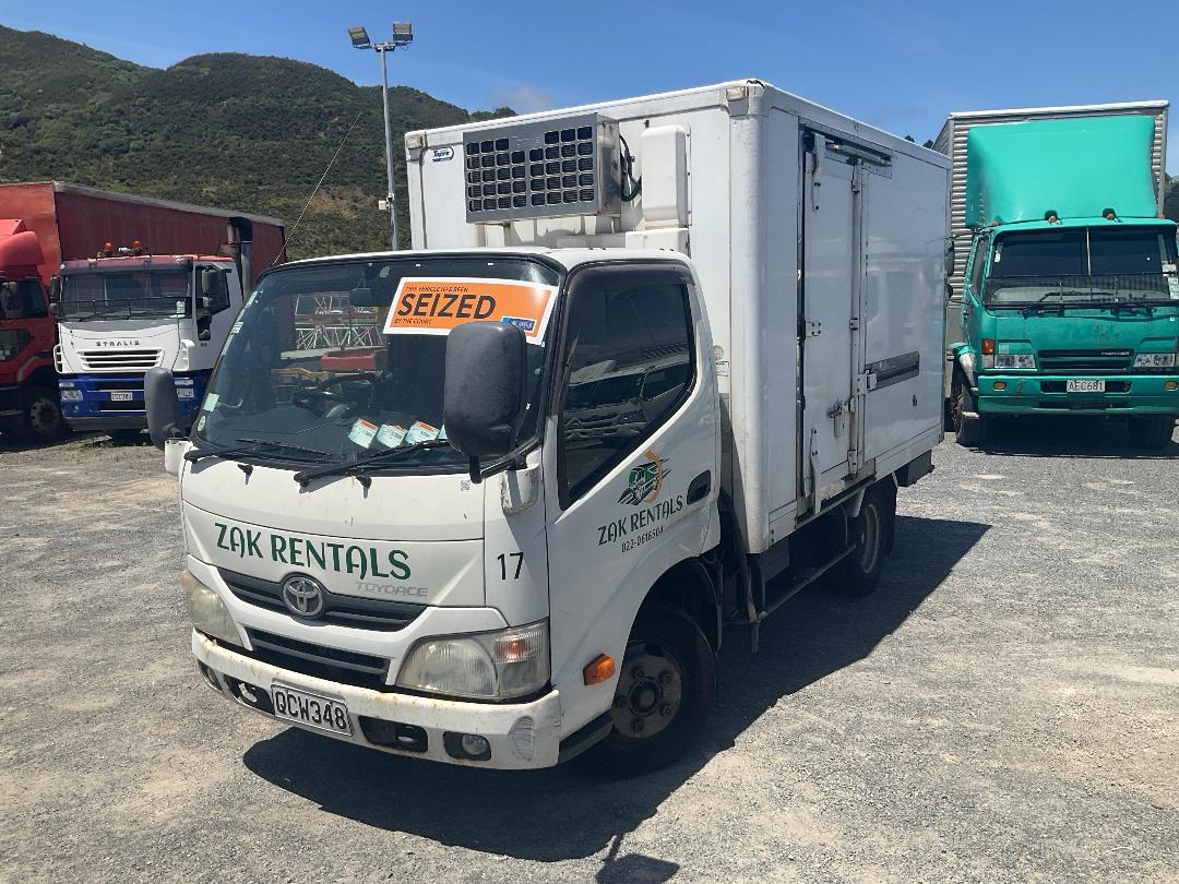 Photo '11' of Toyota Toyoace Chiller