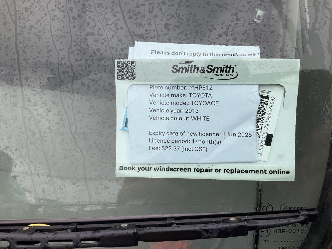 Photo '28' of Toyota Toyoace Double Cab - Flat Deck Photo '28' of Toyota Toyoace Double Cab - Flat Deck