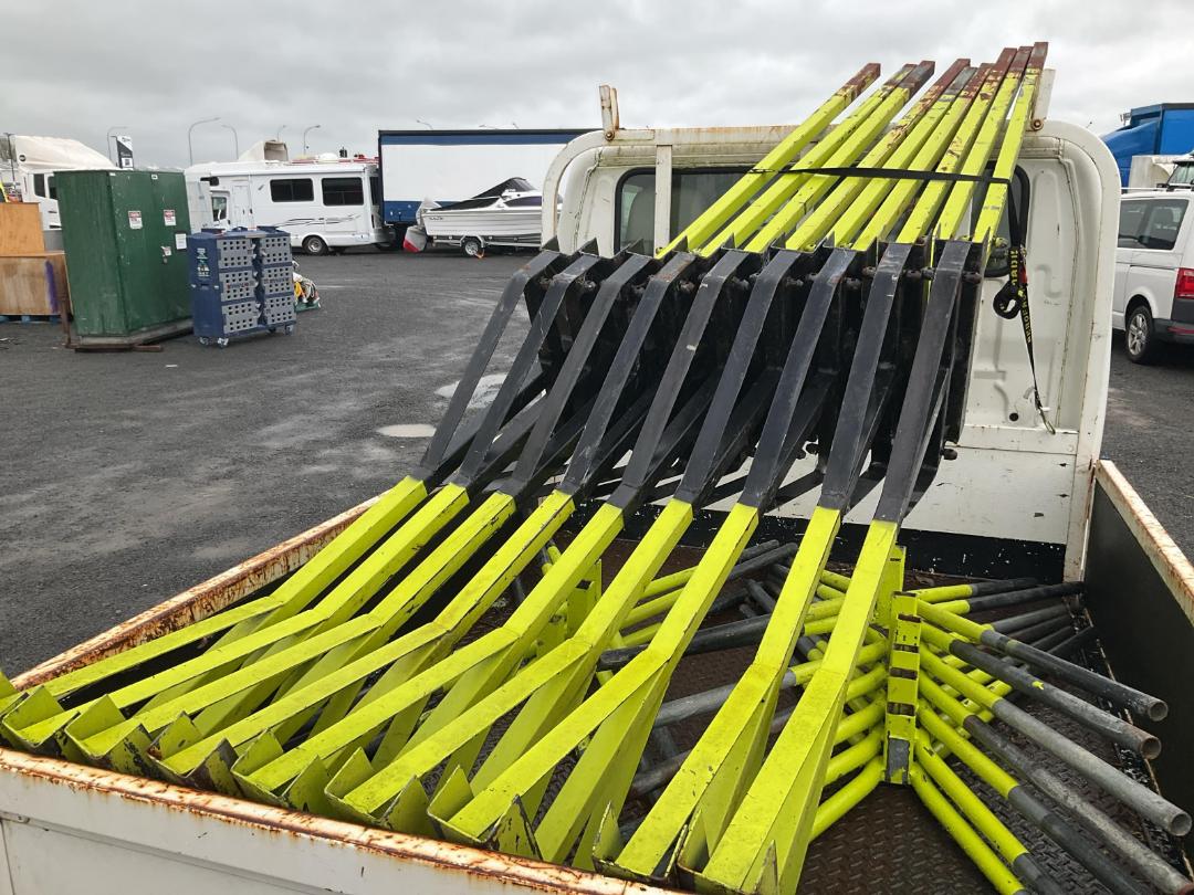 Photo '26' of Toyota Toyoace Double Cab - Flat Deck Photo '26' of Toyota Toyoace Double Cab - Flat Deck