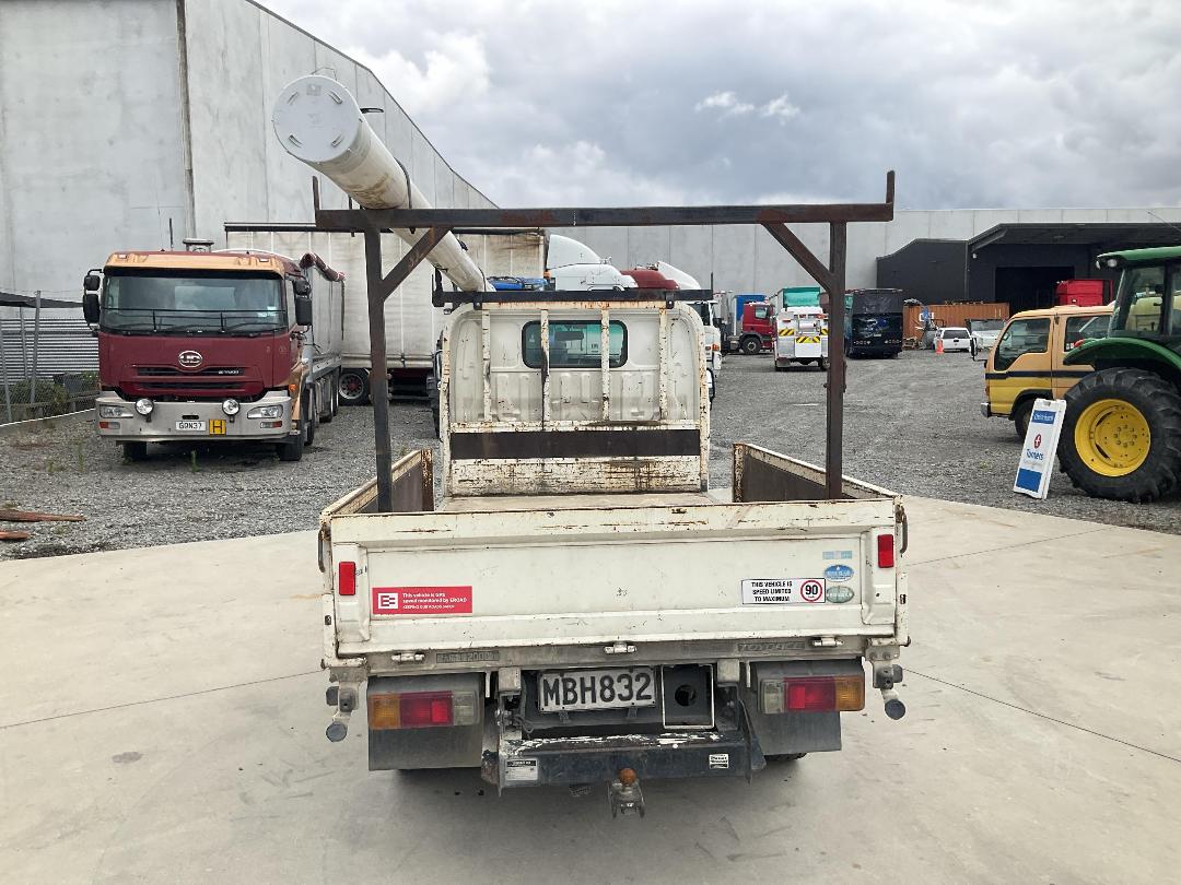 Photo '7' of Toyota Toyoace Flat Deck