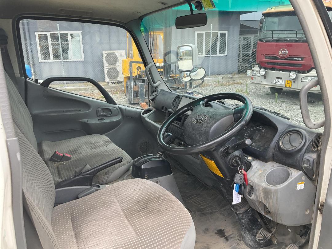 Photo '9' of Toyota Toyoace Flat Deck