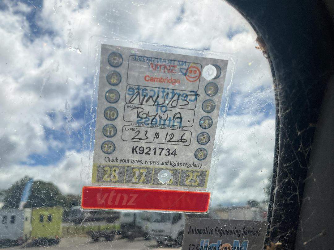 Photo '16' of Toyota Toyoace Flat Deck