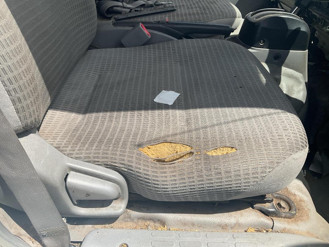 Photo '18' of Toyota Toyoace Flat Deck