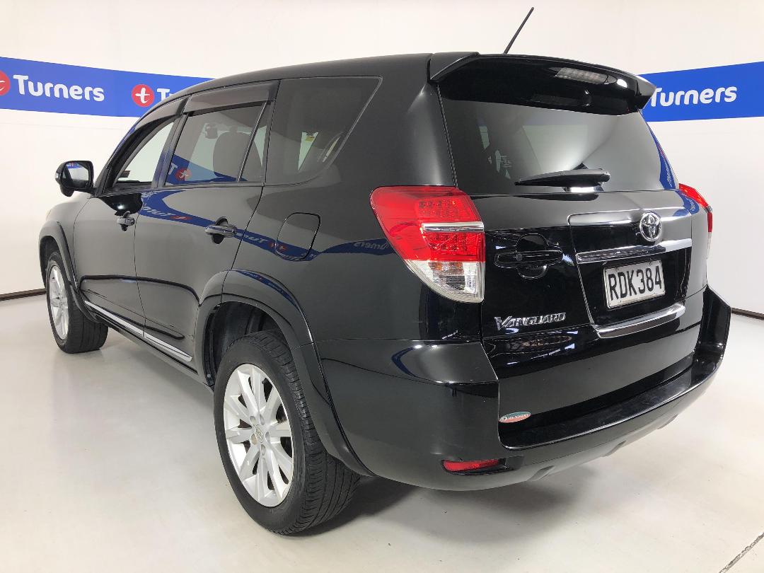 Photo '5' of Toyota Vanguard Photo '5' of Toyota Vanguard