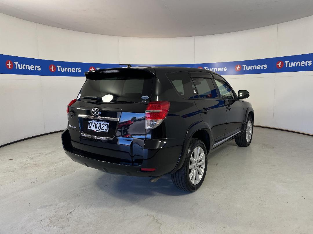 Photo '7' of Toyota Vanguard