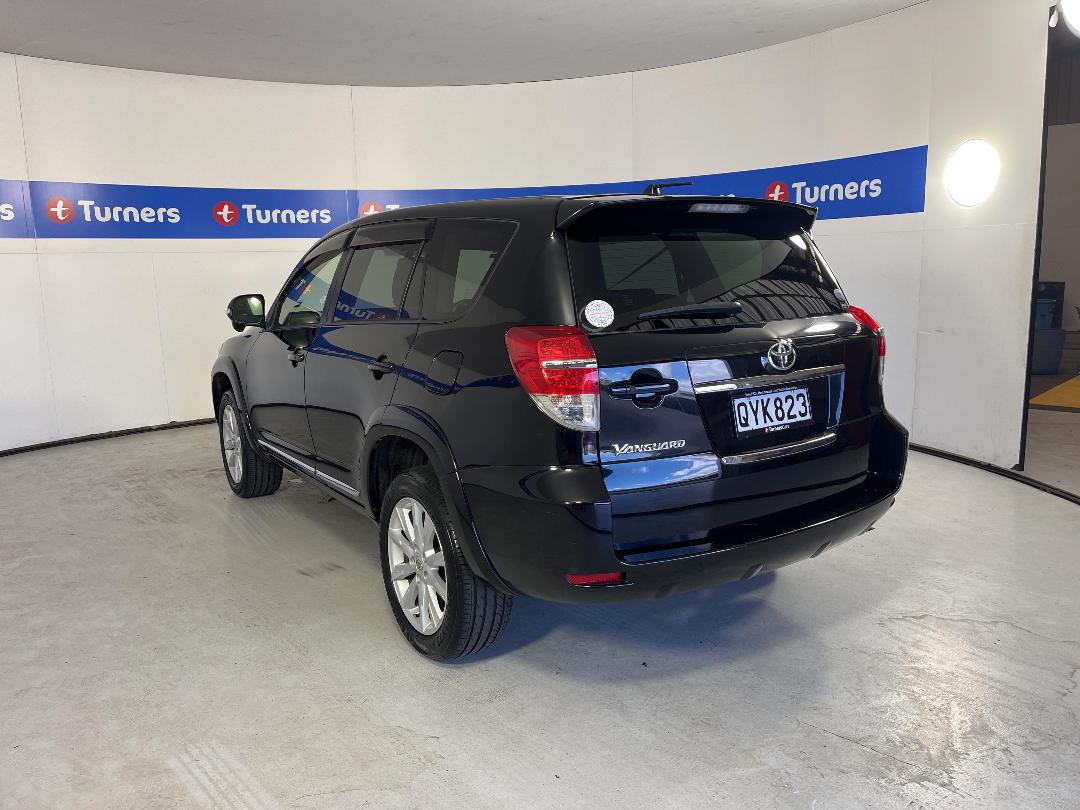 Photo '5' of Toyota Vanguard