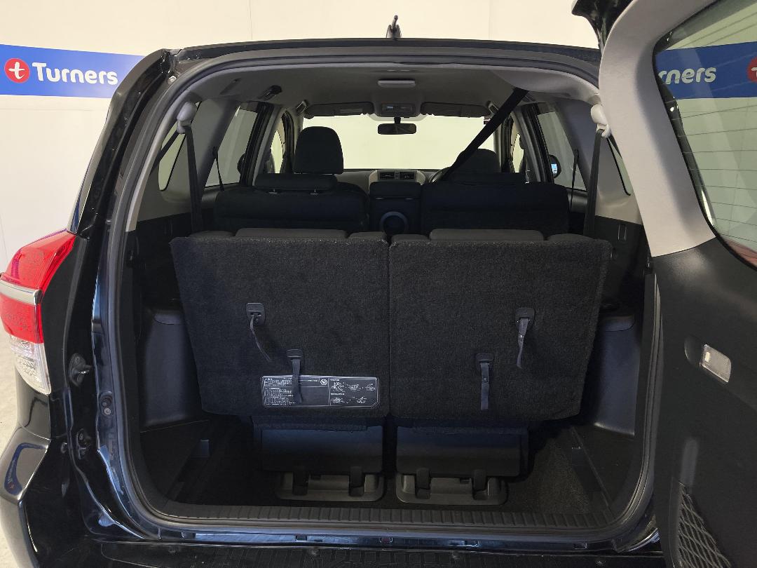 Photo '14' of Toyota Vanguard