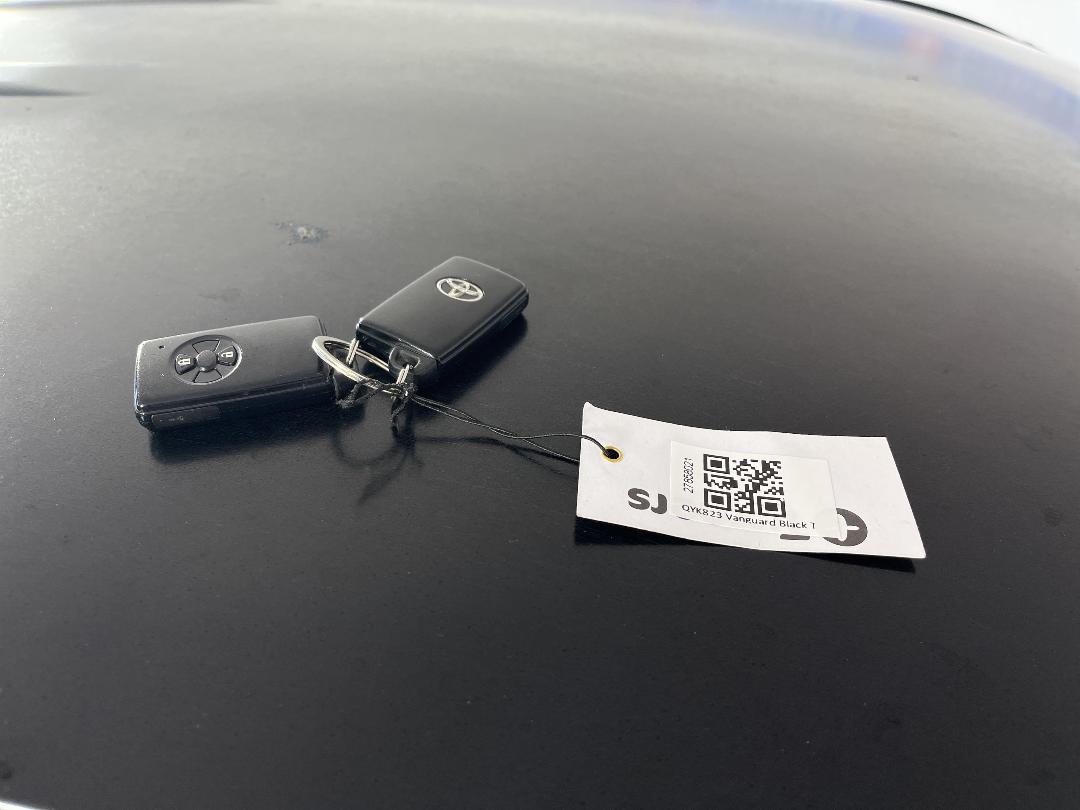 Photo '22' of Toyota Vanguard