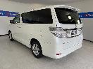 Thumbnail '5' of Toyota Vellfire