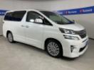 Thumbnail '1' of Toyota Vellfire