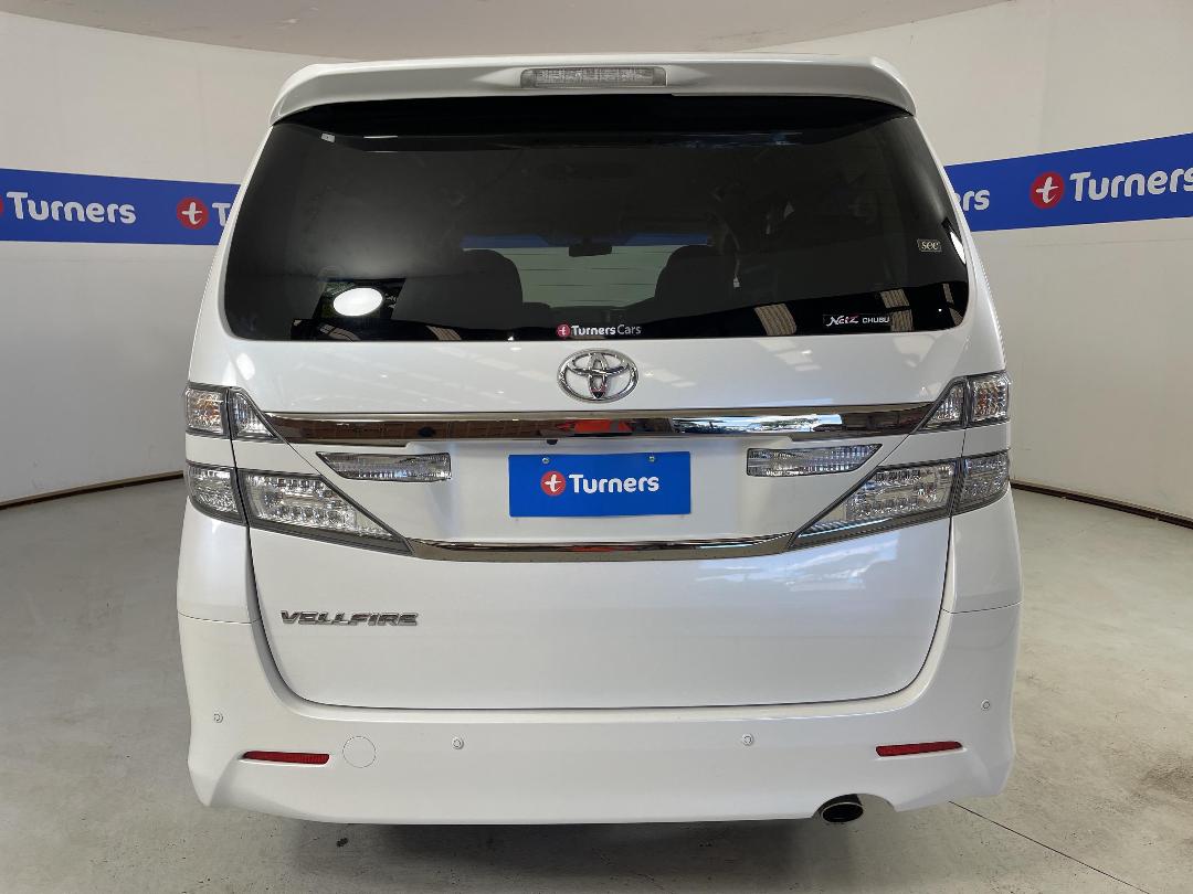 Photo '6' of Toyota Vellfire Photo '6' of Toyota Vellfire