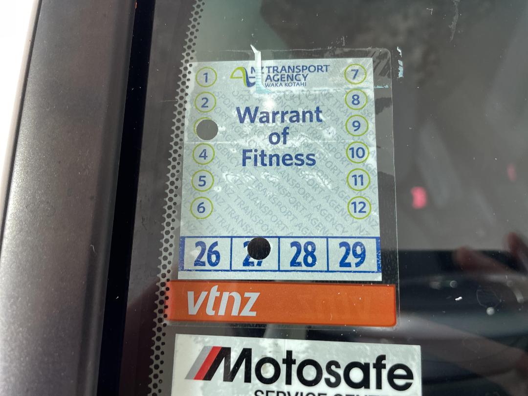 Photo '23' of Toyota Vellfire Photo '23' of Toyota Vellfire