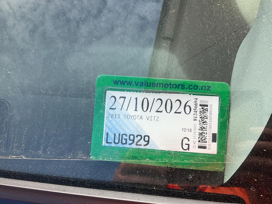 Photo '13' of Toyota Vitz