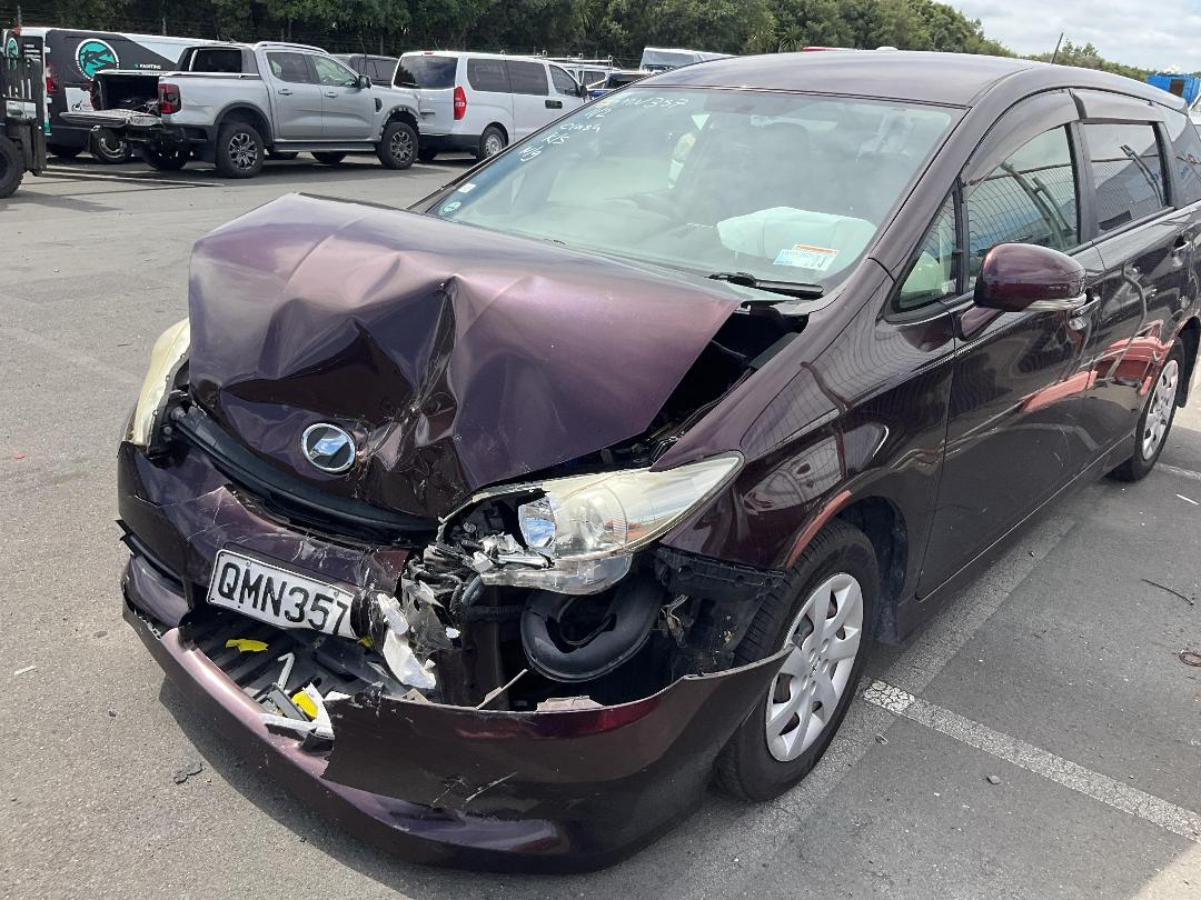 Photo '2' of Toyota Wish