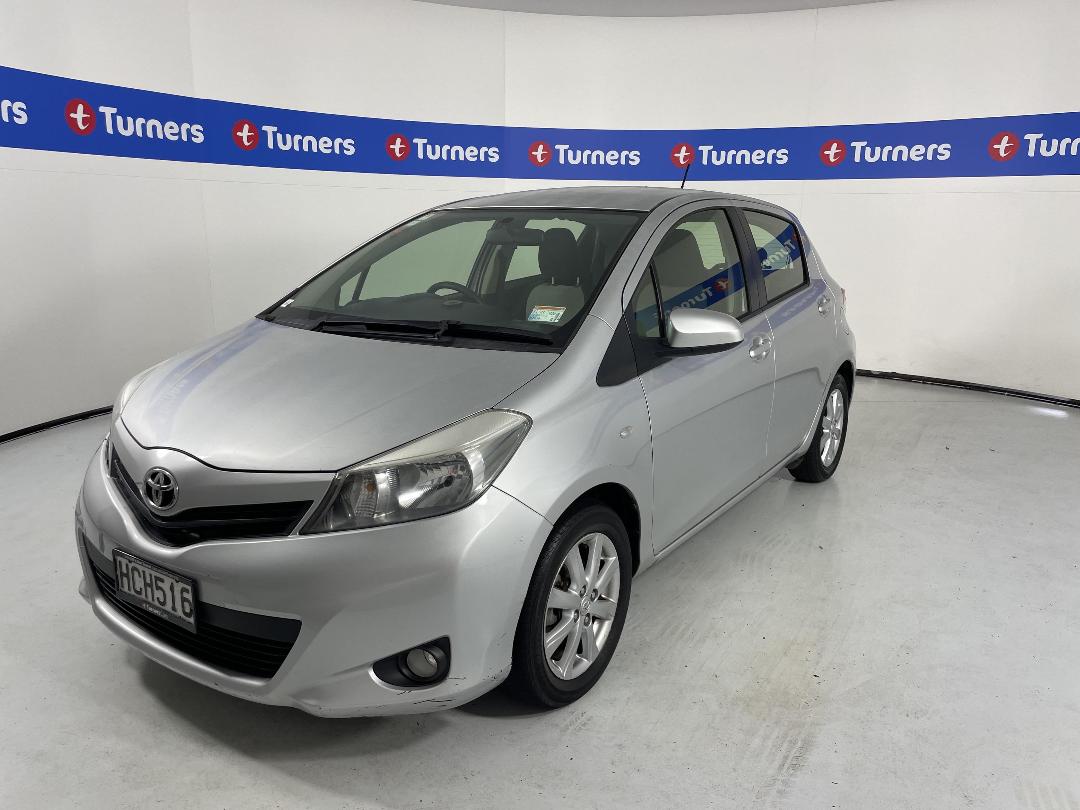 Photo '4' of Toyota Yaris Photo '4' of Toyota Yaris