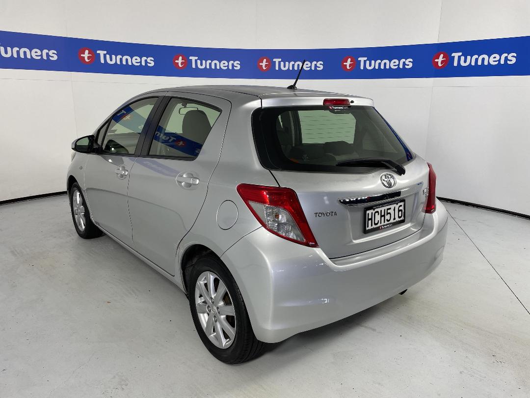 Photo '5' of Toyota Yaris Photo '5' of Toyota Yaris