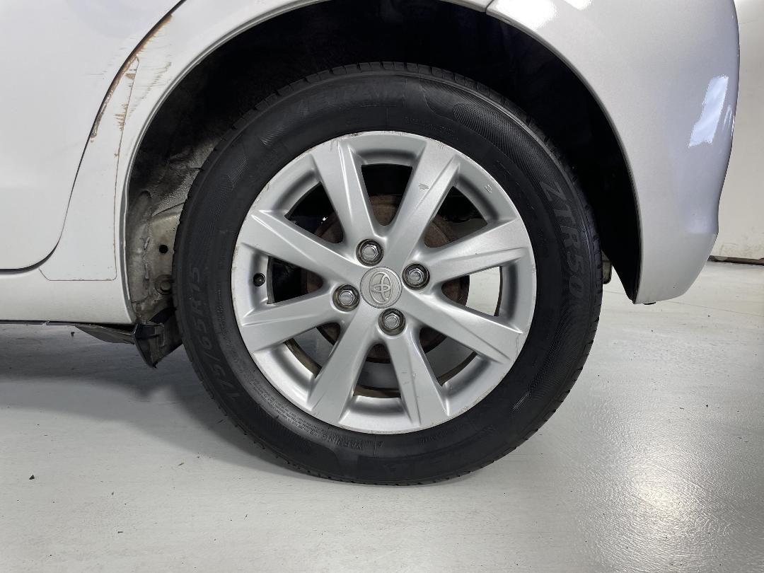 Photo '11' of Toyota Yaris Photo '11' of Toyota Yaris