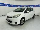 Thumbnail '4' of Toyota Yaris