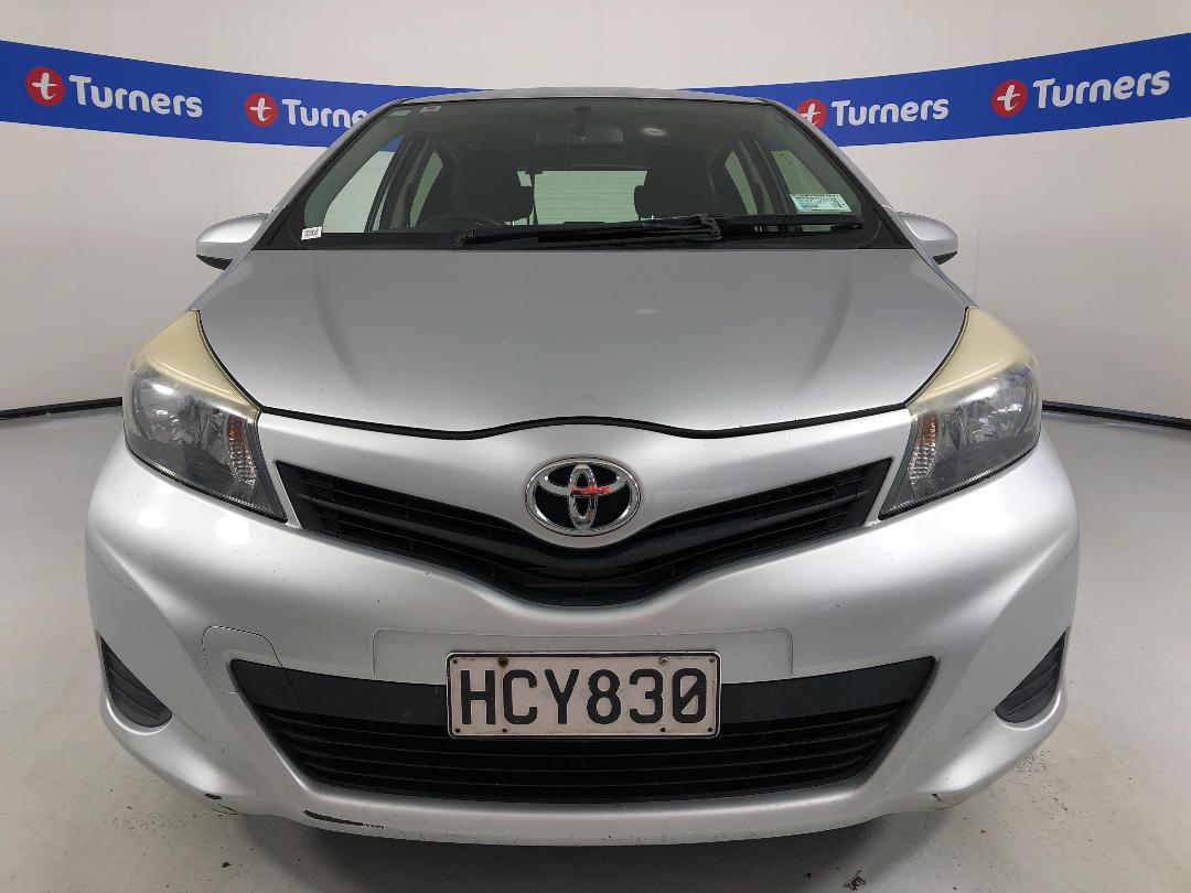 Photo '2' of Toyota Yaris Photo '2' of Toyota Yaris