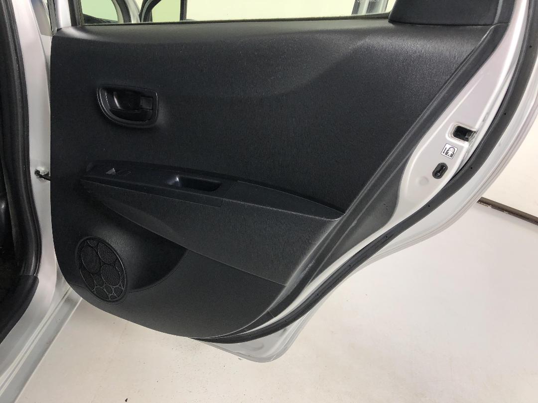 Photo '19' of Toyota Yaris Photo '19' of Toyota Yaris