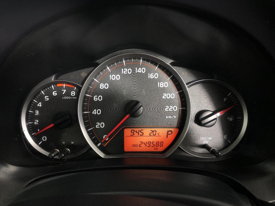 Photo '21' of Toyota Yaris Photo '21' of Toyota Yaris