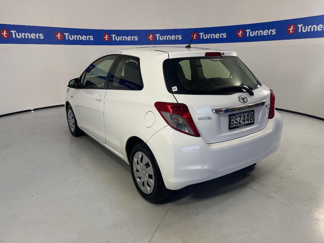Photo '5' of Toyota Yaris