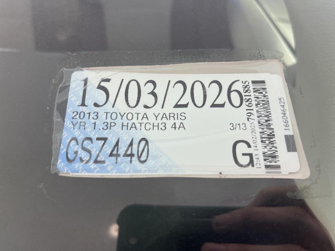 Photo '24' of Toyota Yaris