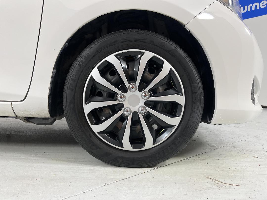 Photo '9' of Toyota Yaris Photo '9' of Toyota Yaris