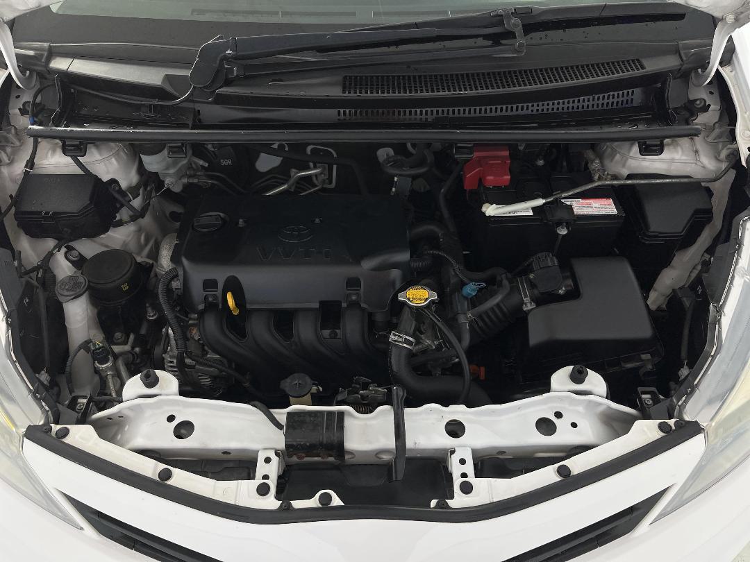 Photo '13' of Toyota Yaris Photo '13' of Toyota Yaris