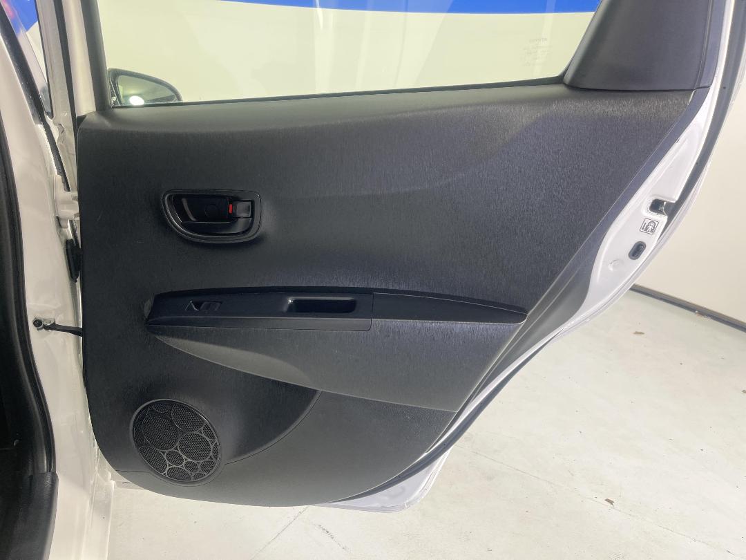 Photo '19' of Toyota Yaris Photo '19' of Toyota Yaris