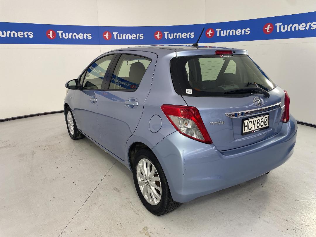 Photo '7' of Toyota Yaris Photo '7' of Toyota Yaris