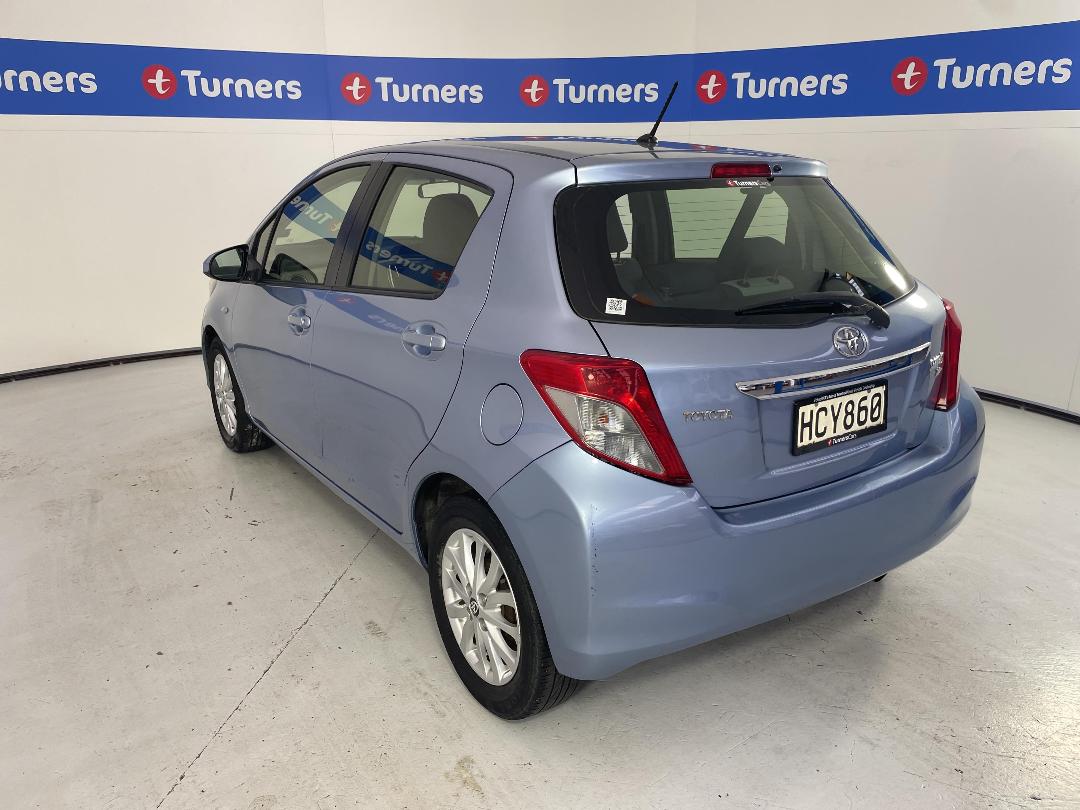 Photo '5' of Toyota Yaris Photo '5' of Toyota Yaris