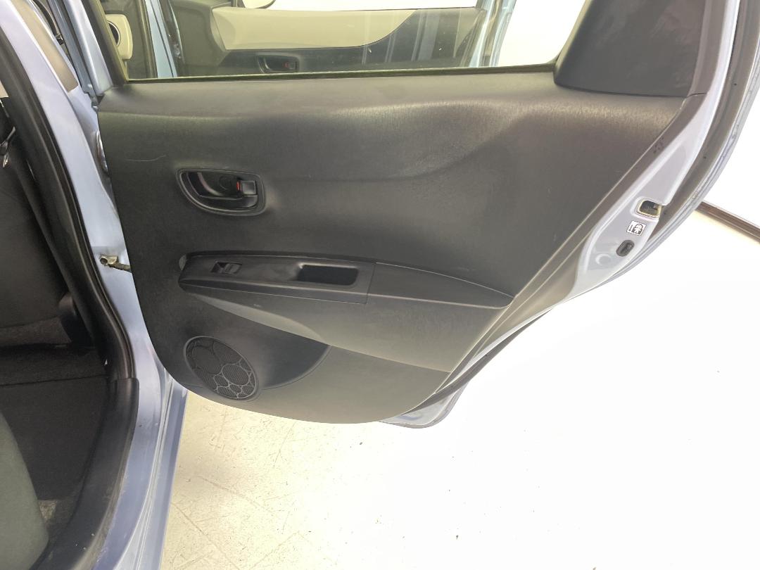 Photo '19' of Toyota Yaris Photo '19' of Toyota Yaris