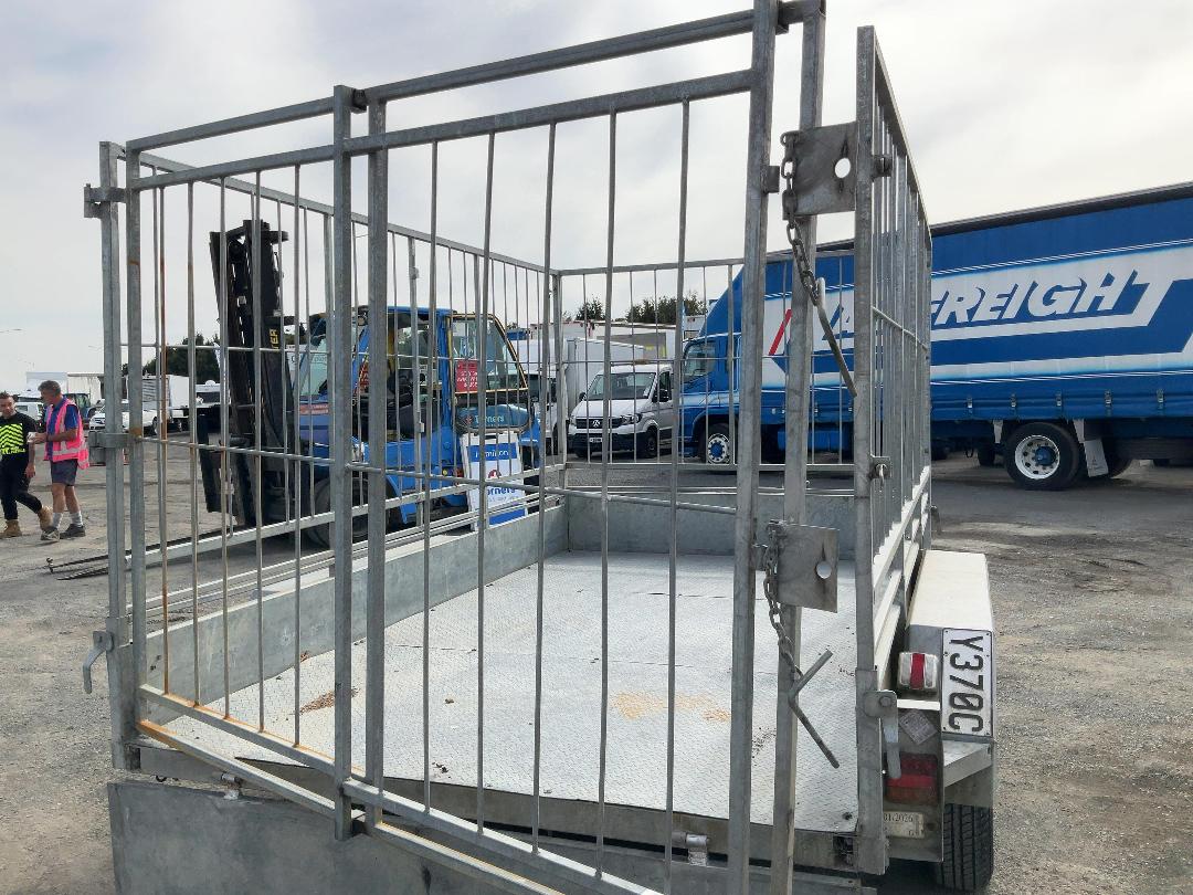 Photo '11' of TRAIL-LITE GOODS Flat Deck - Tandem Photo '11' of TRAIL-LITE GOODS Flat Deck - Tandem