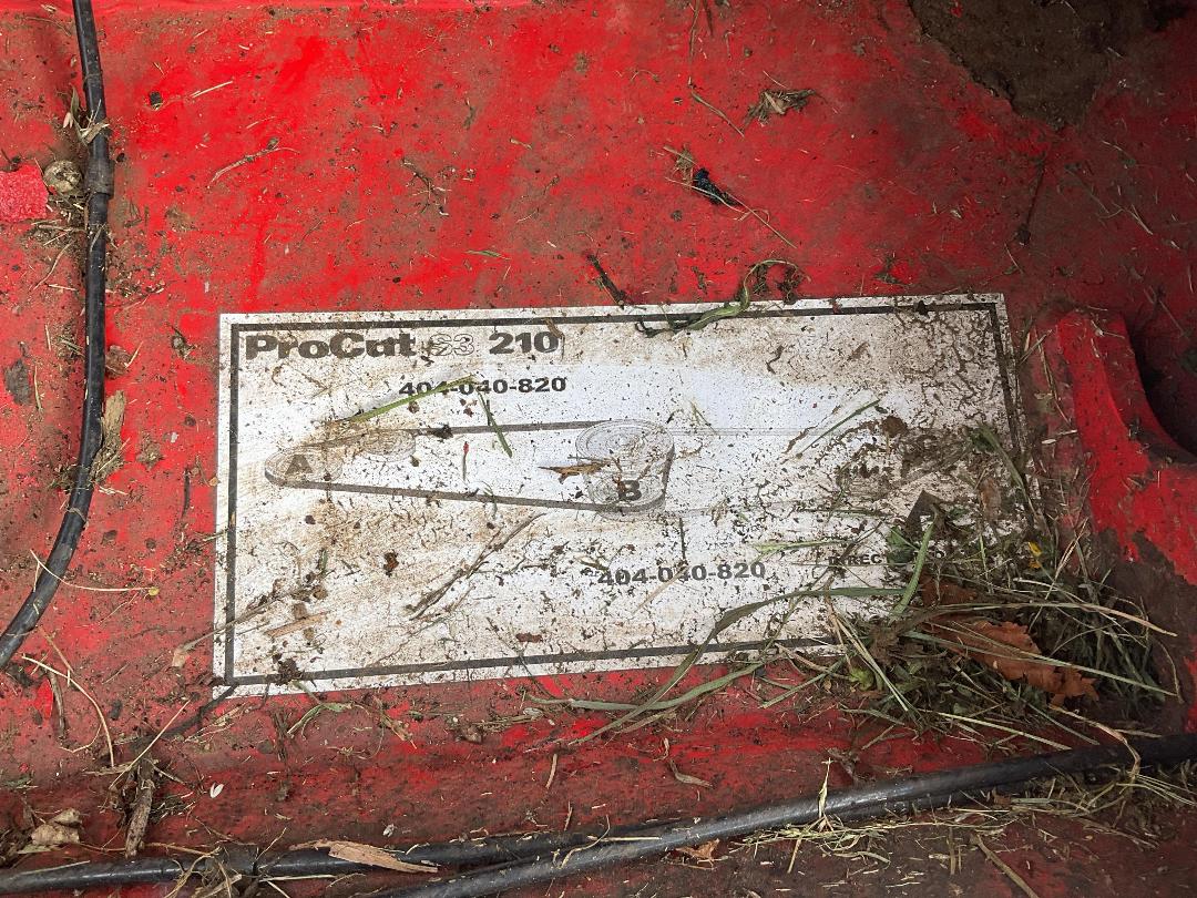 Photo '15' of 2013 Trimax Procut S3 210 Attachable Mower Mower Photo '15' of 2013 Trimax Procut S3 210 Attachable Mower Mower