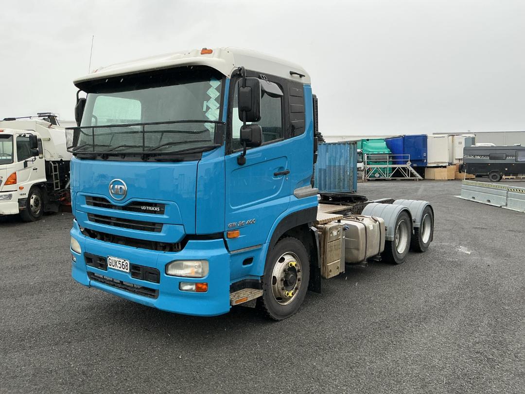 Photo '9' of UD Trucks GW400 Tractor Unit